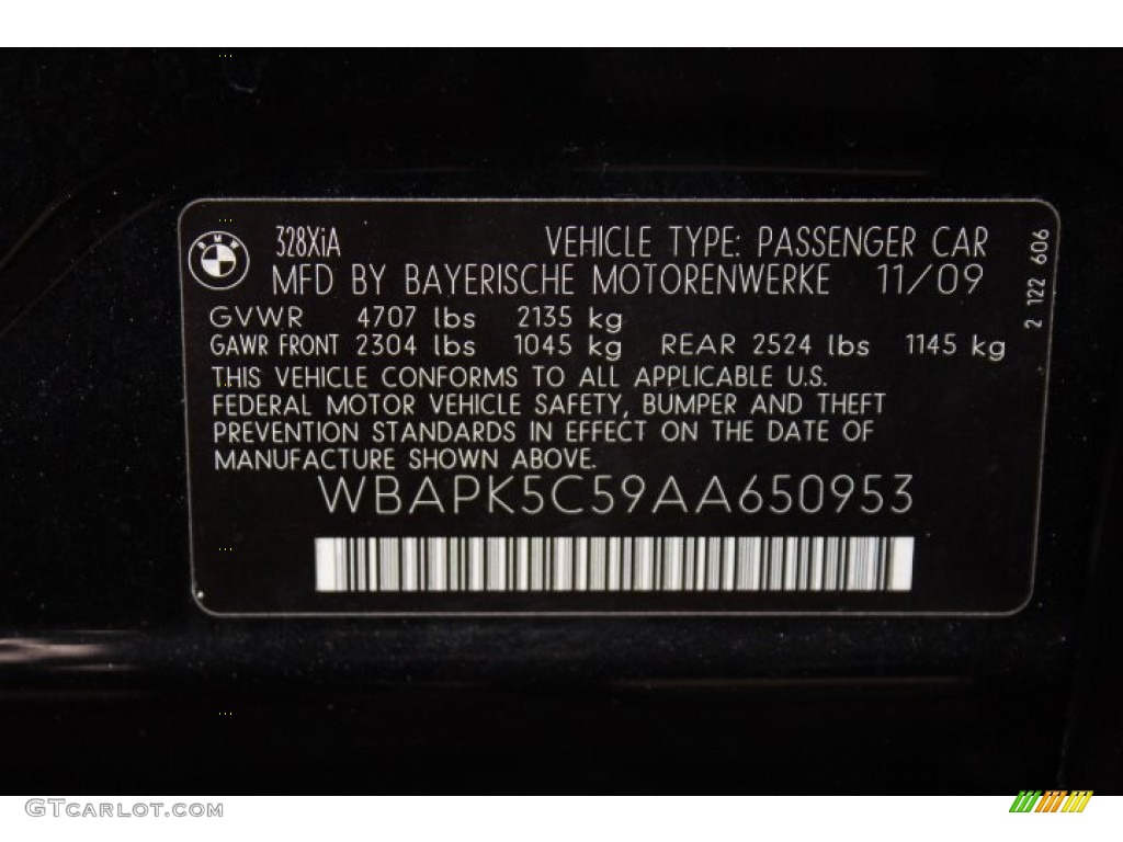2010 3 Series 328i xDrive Sedan - Black Sapphire Metallic / Black photo #33