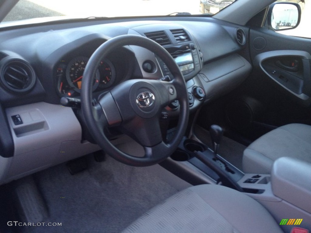 2010 RAV4 I4 - Super White / Ash Gray photo #12