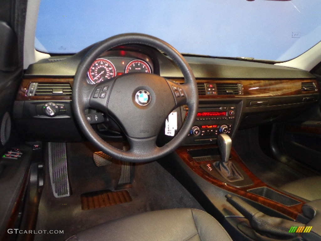 2010 3 Series 328i xDrive Sedan - Space Gray Metallic / Black photo #20