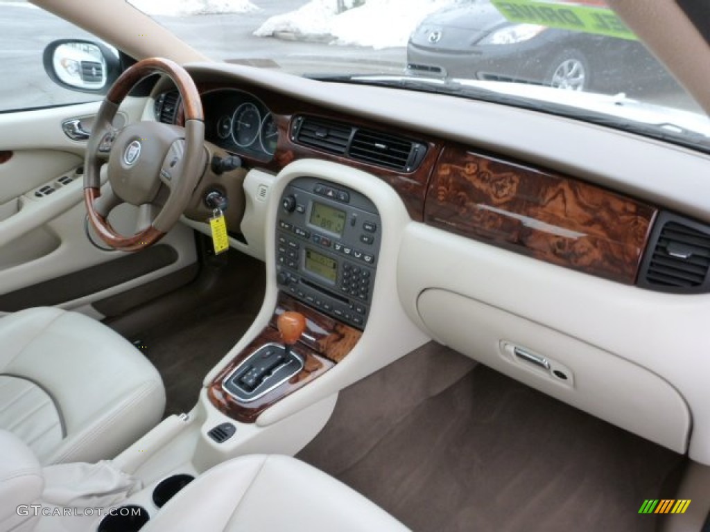 2006 Jaguar X-Type 3.0 Ivory Dashboard Photo #75743618