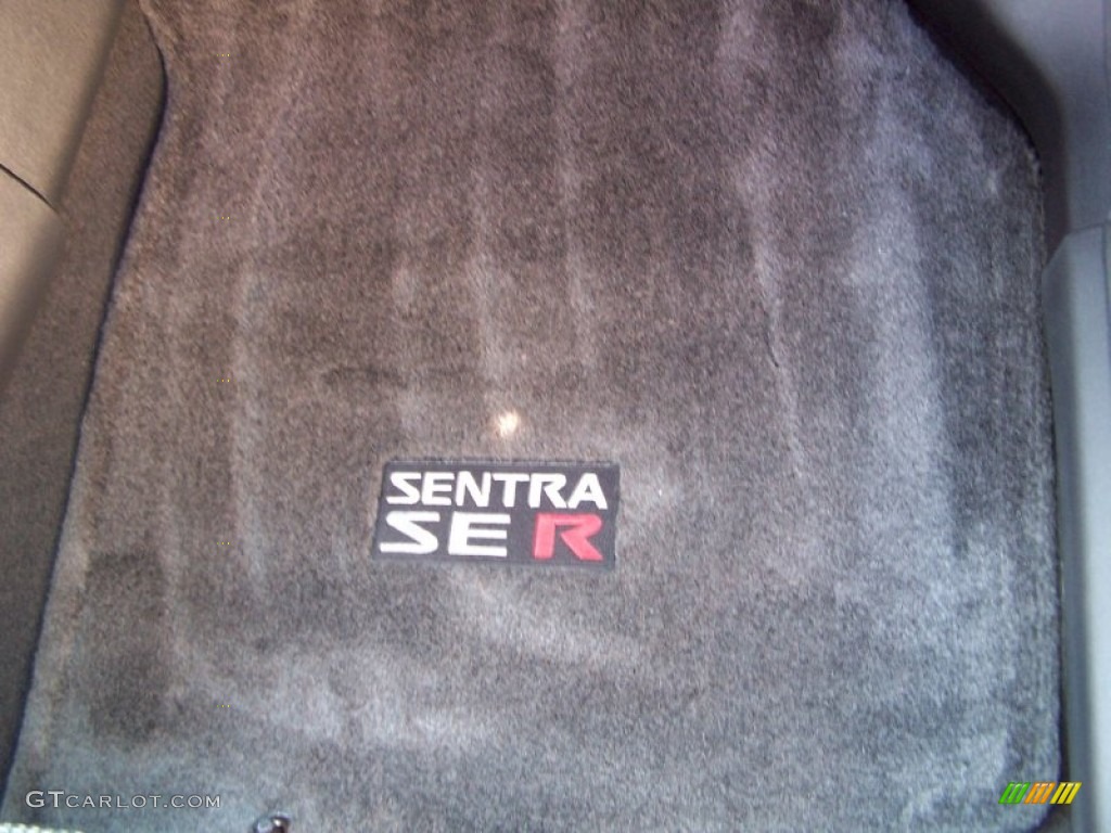 2012 Sentra SE-R - Red Alert / Charcoal photo #15