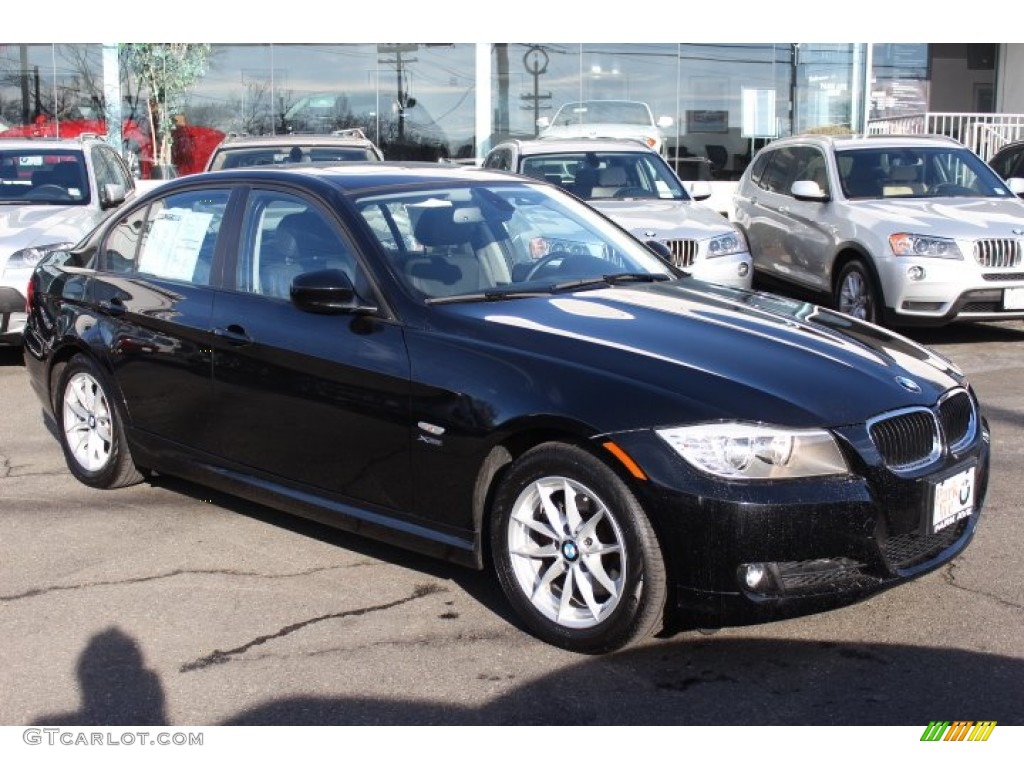 2010 3 Series 328i xDrive Sedan - Black Sapphire Metallic / Black photo #3