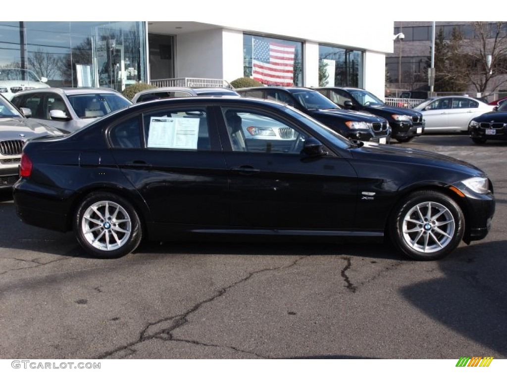 2010 3 Series 328i xDrive Sedan - Black Sapphire Metallic / Black photo #4