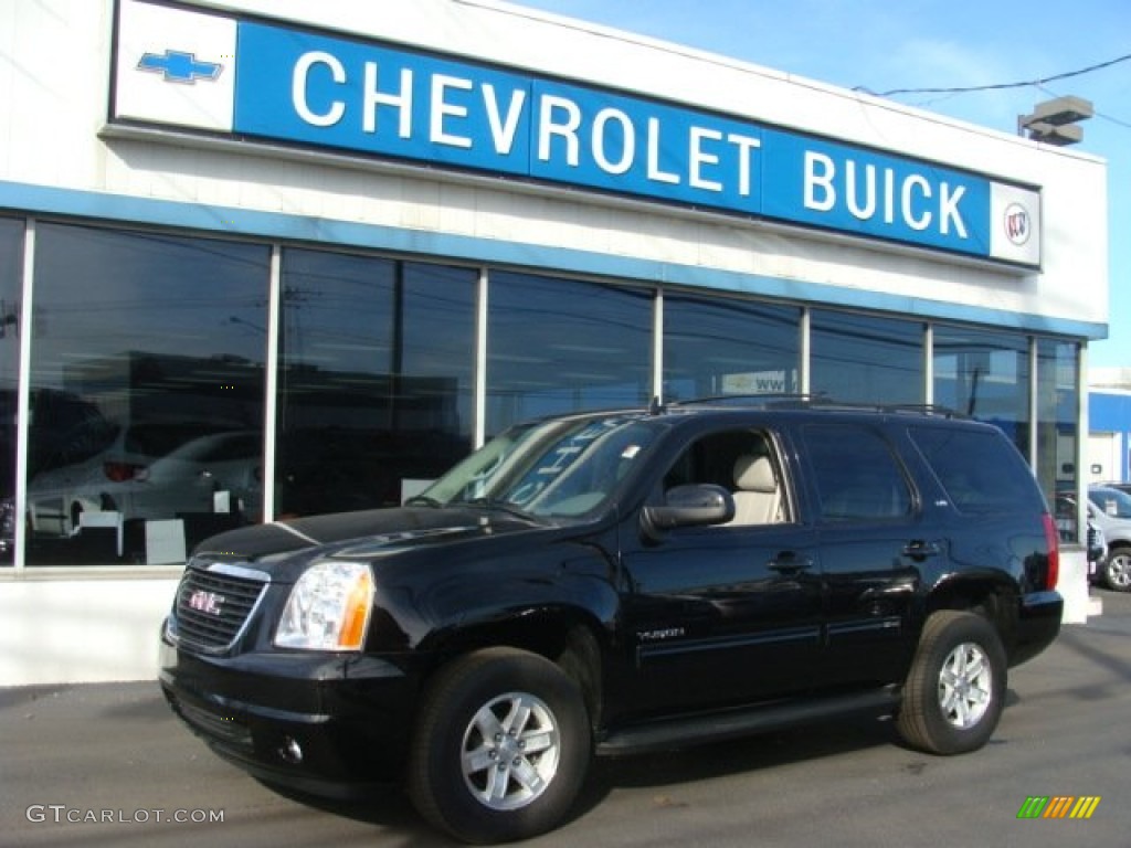 2012 Yukon SLT 4x4 - Onyx Black / Light Titanium photo #1