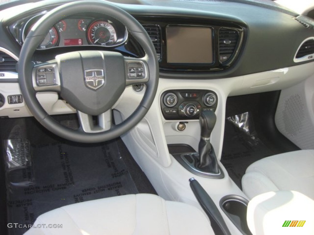 2013 Dodge Dart SXT Black/Light Diesel Gray Dashboard Photo #75749318