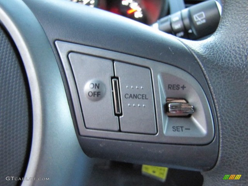 2011 Kia Soul + Controls Photo #75750308