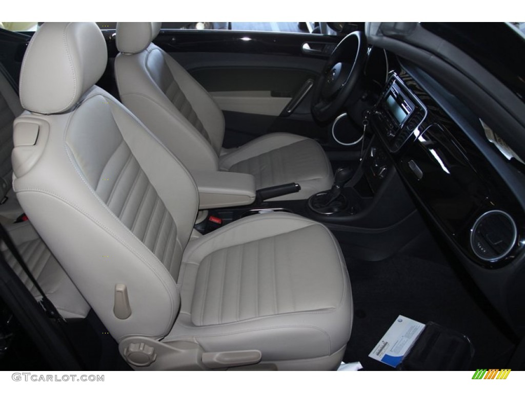 Beige Interior 2013 Volkswagen Beetle 2.5L Convertible 50s Edition Photo #75751088