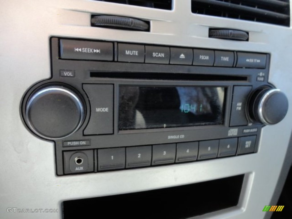 2009 Dodge Caliber SXT Audio System Photo #75751283