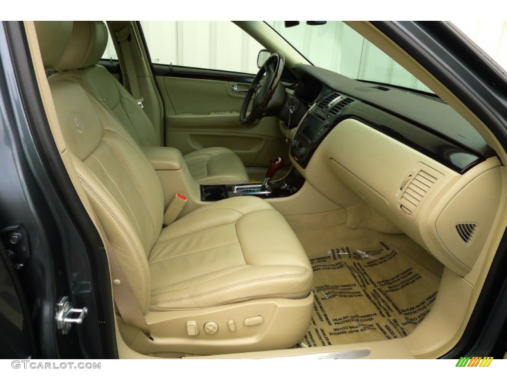 2011 Cadillac DTS Premium Front Seat Photo #75751526
