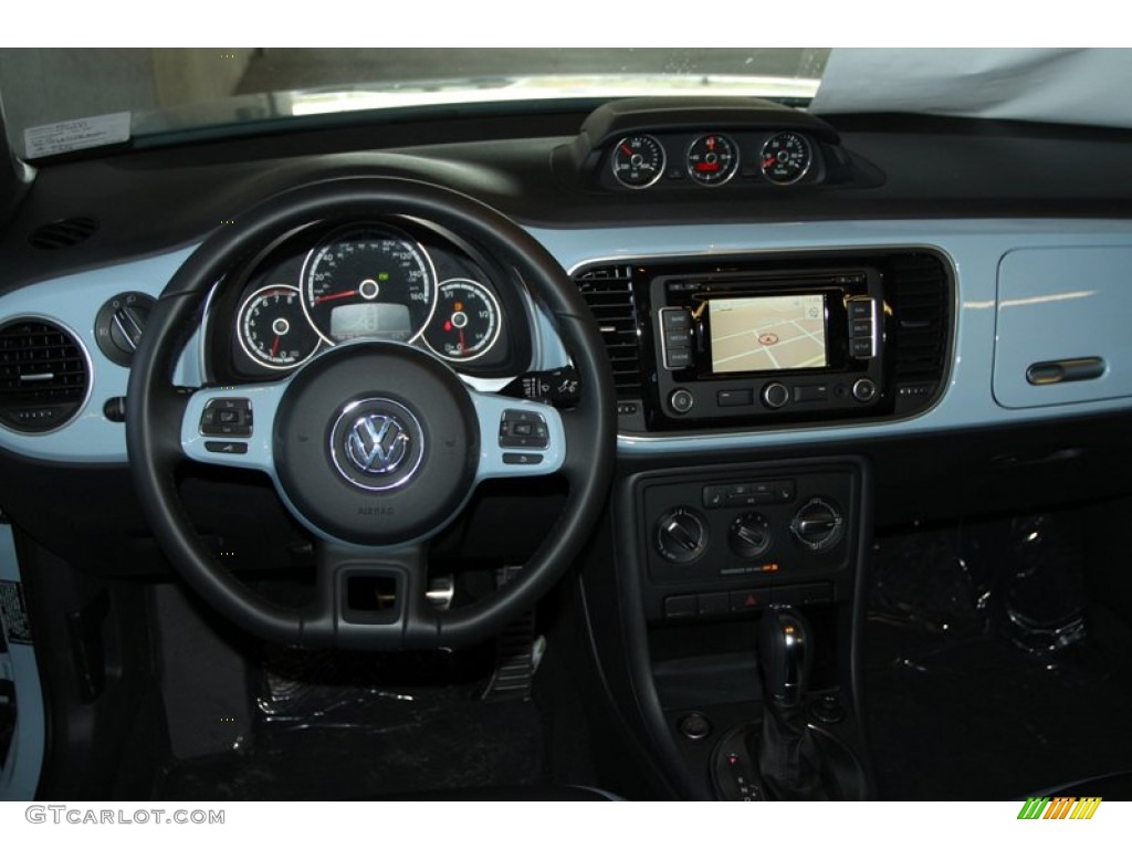2013 Volkswagen Beetle Turbo Convertible 60s Edition Black/Blue Dashboard Photo #75751748