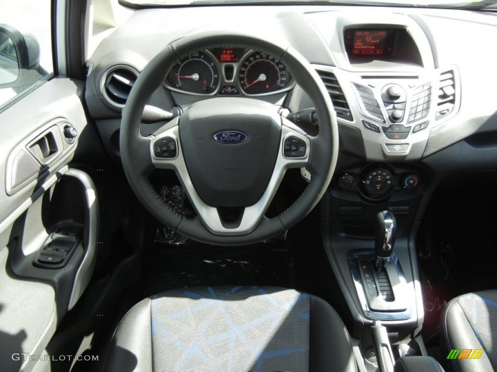 2013 Fiesta SE Sedan - Ingot Silver / Charcoal Black/Blue Accent photo #8