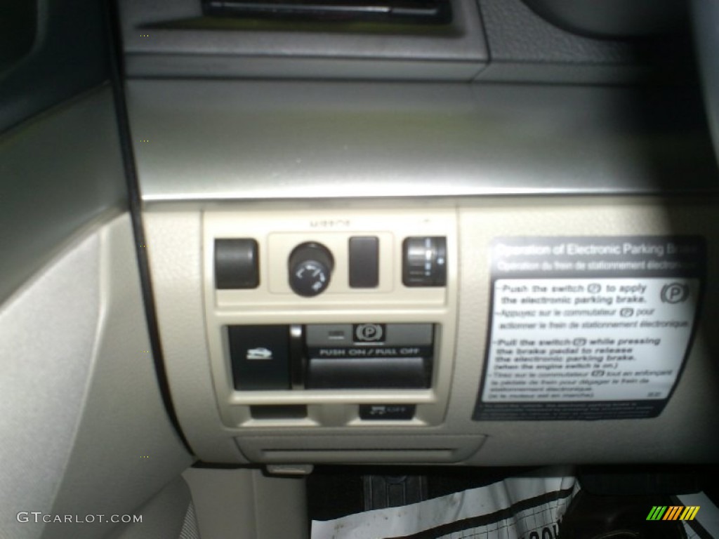 2011 Outback 2.5i Premium Wagon - Caramel Bronze Pearl / Warm Ivory photo #16