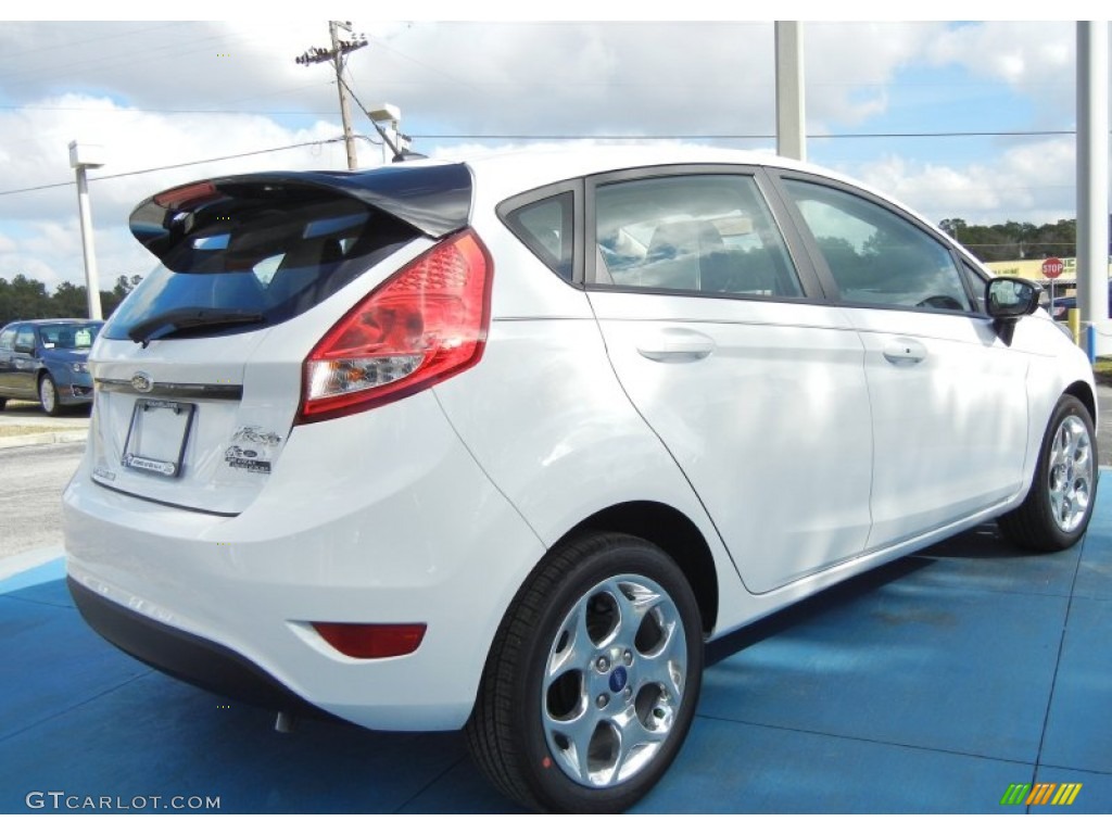 2013 Fiesta Titanium Hatchback - Oxford White / Arctic White Leather photo #3