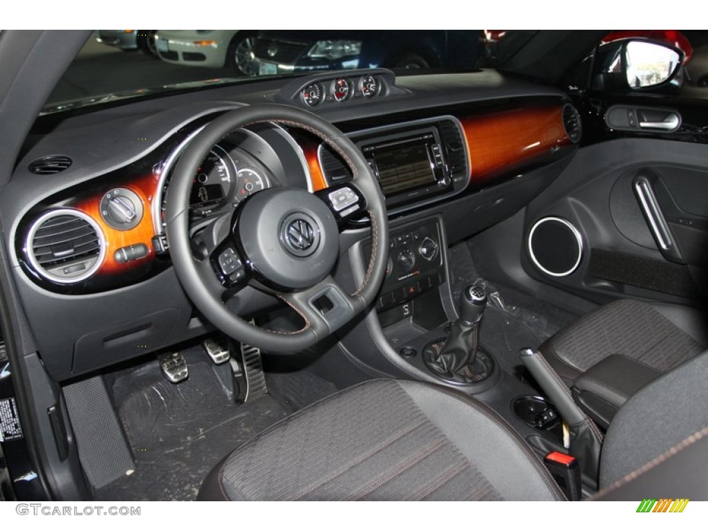 Cheyenne Black Fender Edition Interior 2013 Volkswagen Beetle Turbo Fender Edition Photo #75752766