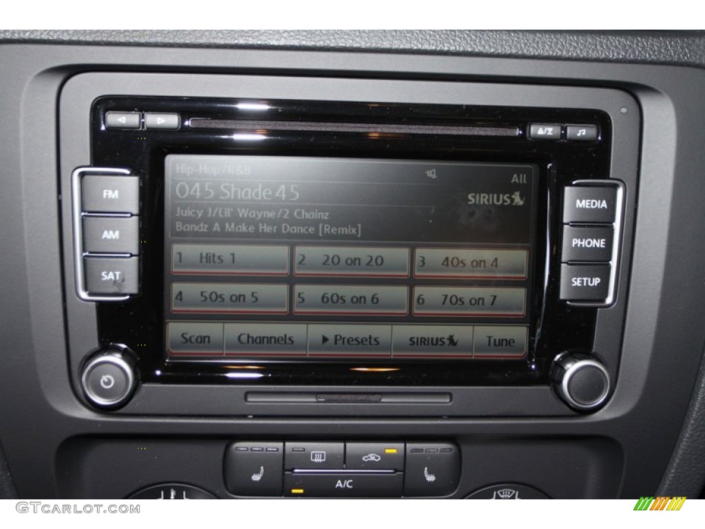 2013 Volkswagen Jetta SE Sedan Controls Photo #75754178