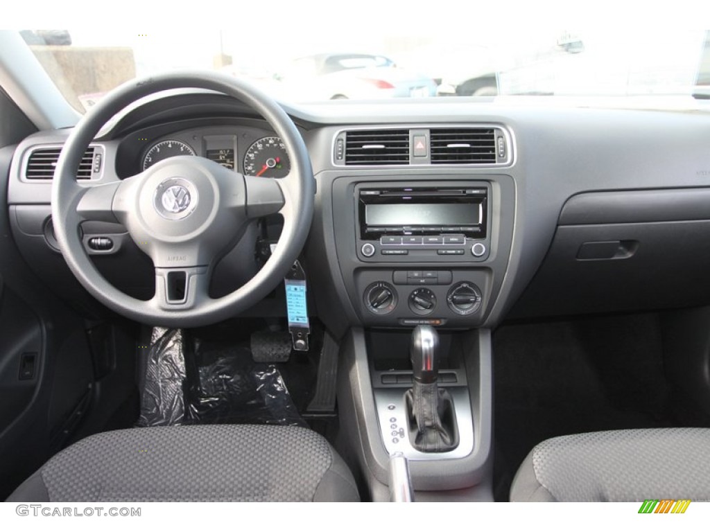 2013 Volkswagen Jetta S Sedan Titan Black Dashboard Photo #75755688