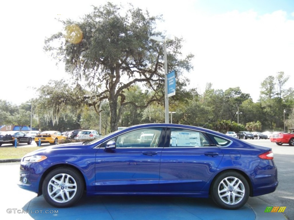 2013 Fusion SE 1.6 EcoBoost - Deep Impact Blue Metallic / Dune photo #2