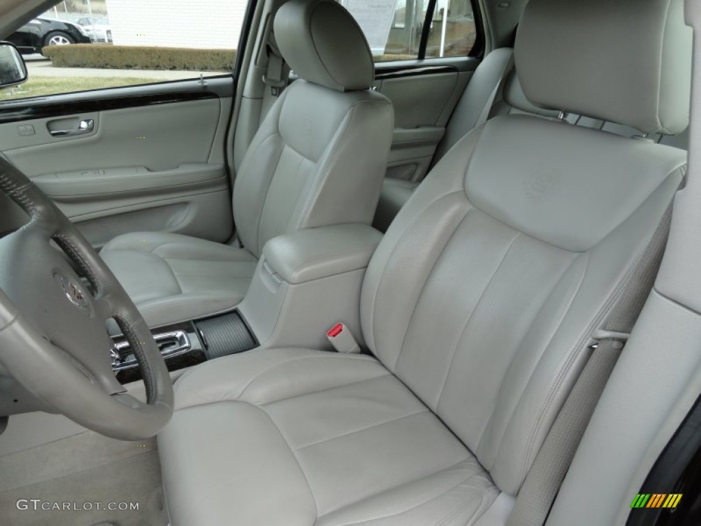 2009 Cadillac DTS Standard DTS Model Front Seat Photo #75757010