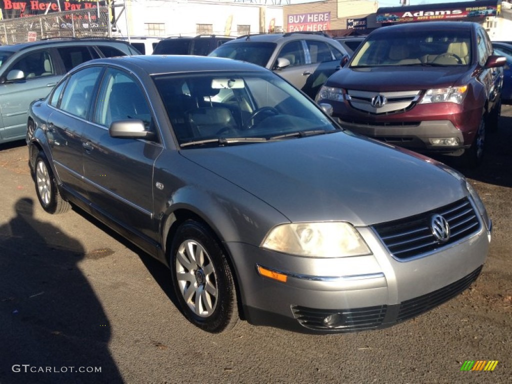 Silverstone Grey Metallic 2003 Volkswagen Passat GLS Sedan Exterior Photo #75757229