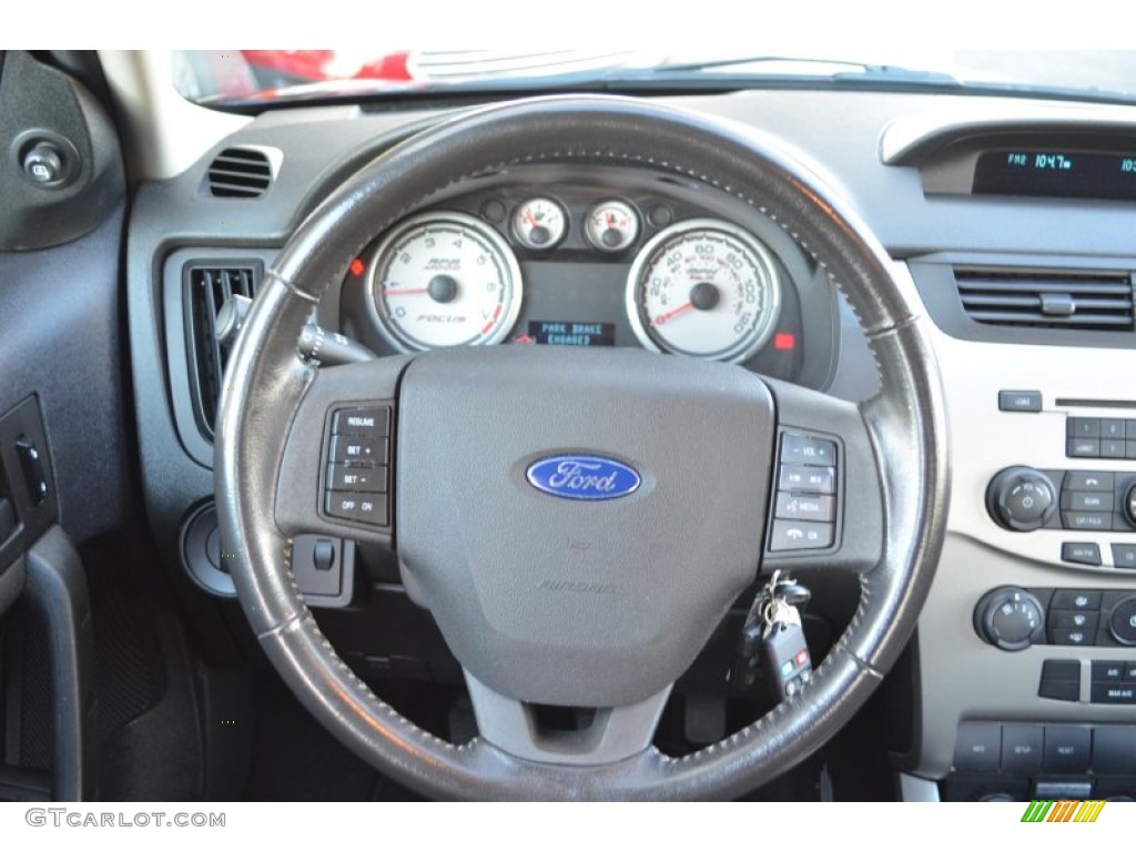 2008 Ford Focus SE Sedan Charcoal Black Steering Wheel Photo #75758529