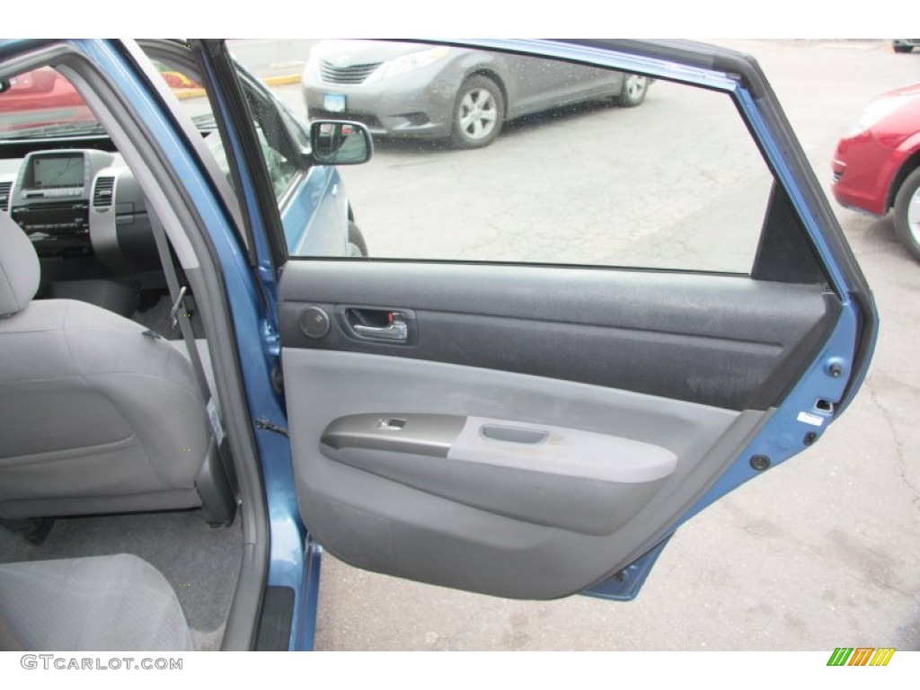 2008 Toyota Prius Hybrid Gray Door Panel Photo #75758620