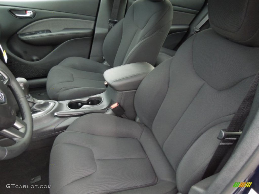 2013 Dodge Dart Aero Front Seat Photos