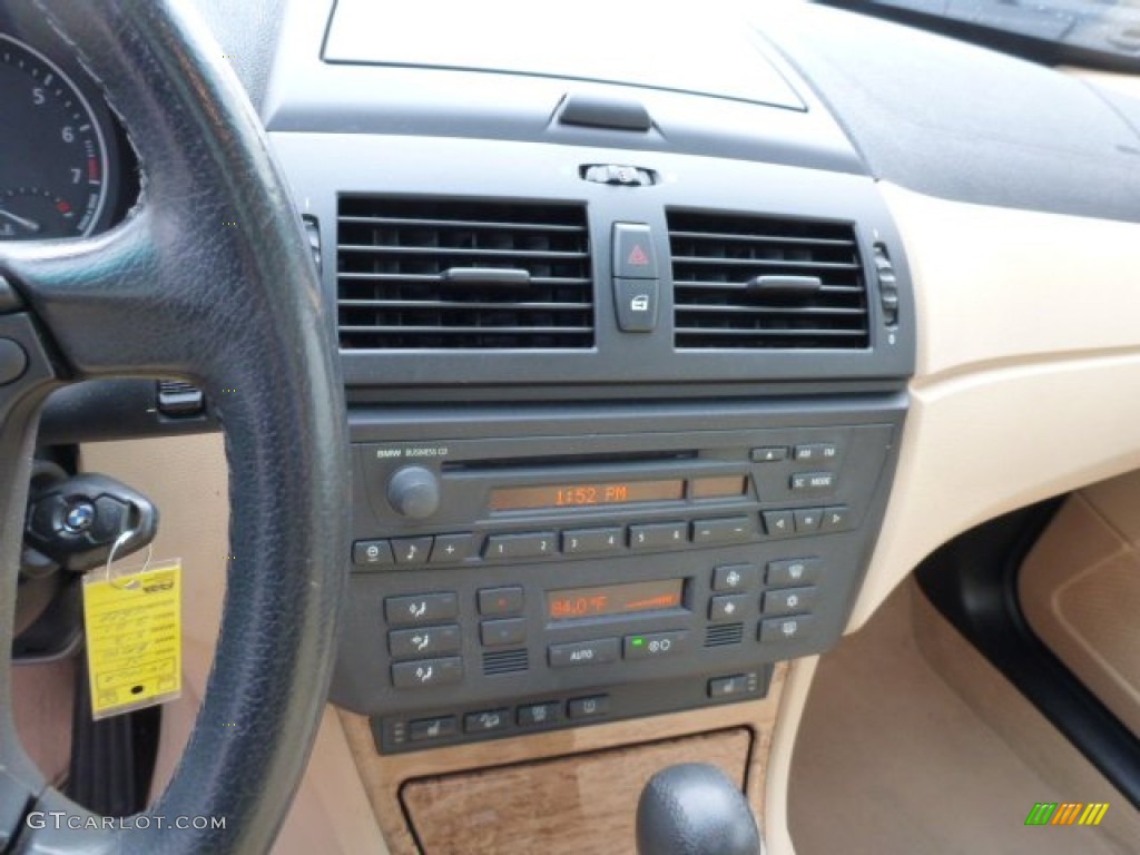 2005 BMW X3 3.0i Controls Photo #75762056