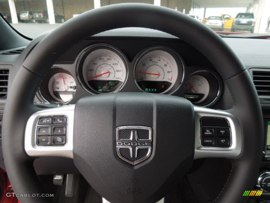 2013 Challenger SXT Plus - Redline 3-Coat Pearl / Dark Slate Gray photo #16