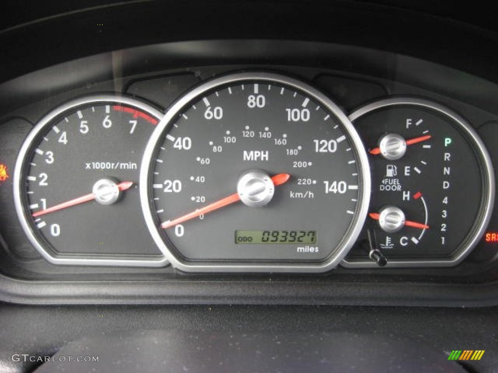 2004 Mitsubishi Galant LS Gauges Photo #75762290