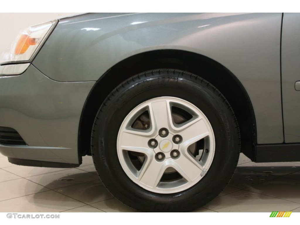 2005 Malibu LS V6 Sedan - Medium Gray Metallic / Gray photo #16