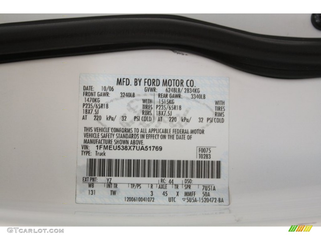 2007 Explorer Sport Trac Color Code YZ for Oxford White Photo #75765135
