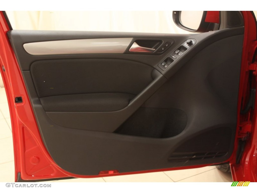 2013 Volkswagen Golf 4 Door TDI Door Panel Photos