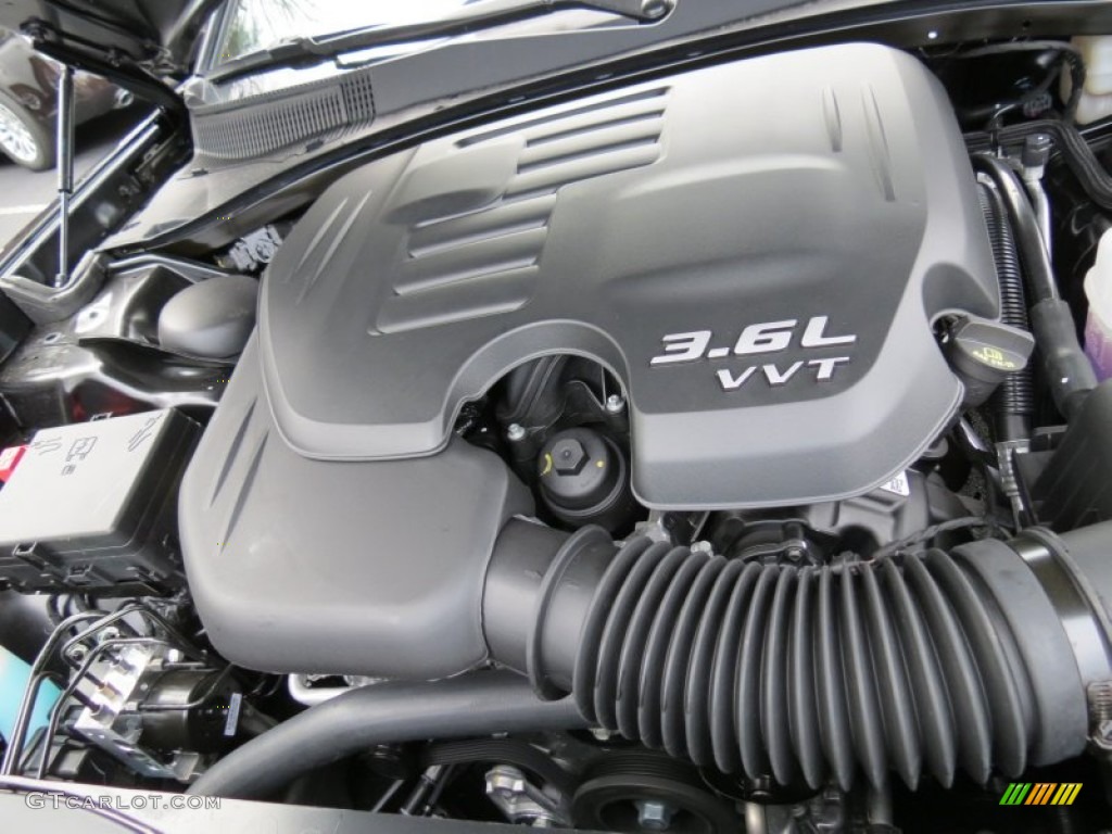 2013 Dodge Charger SE 3.6 Liter DOHC 24-Valve VVT Pentastar V6 Engine Photo #75768263