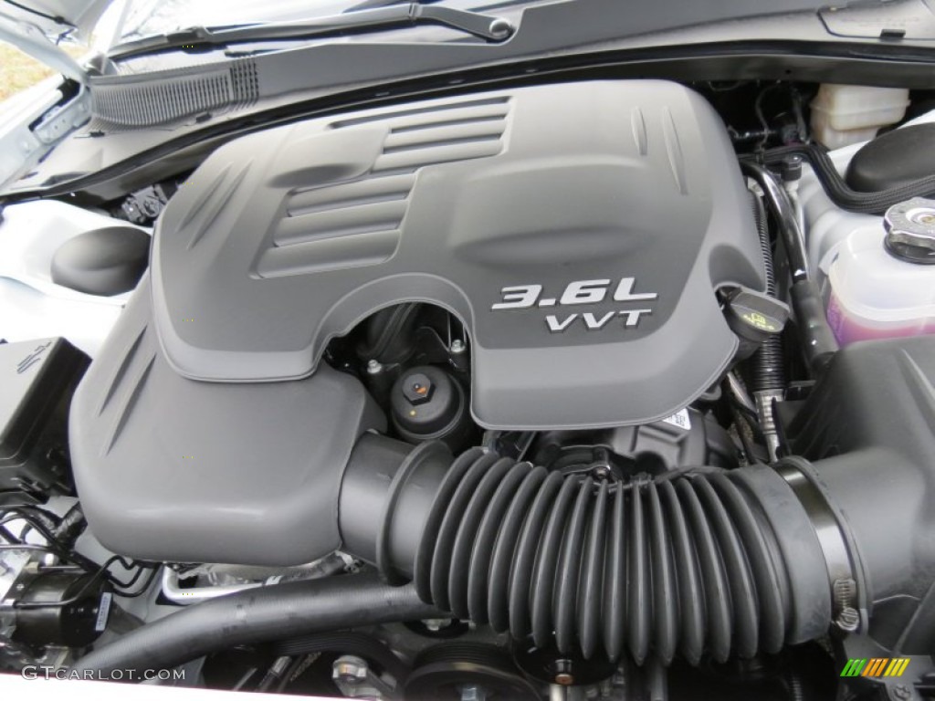 2013 Dodge Charger SE 3.6 Liter DOHC 24-Valve VVT Pentastar V6 Engine Photo #75768459