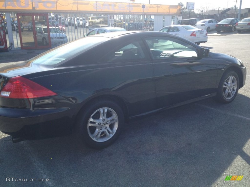 2006 Accord LX Coupe - Nighthawk Black Pearl / Black photo #4