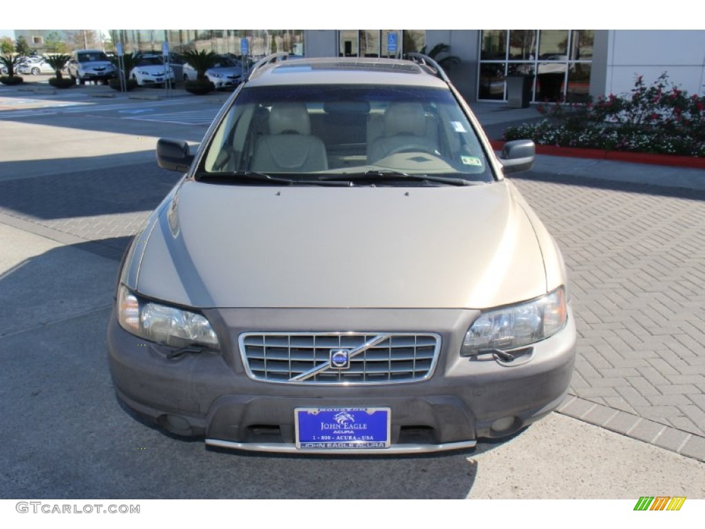 2001 V70 XC AWD - Ash Gold Metallic / Beige photo #3