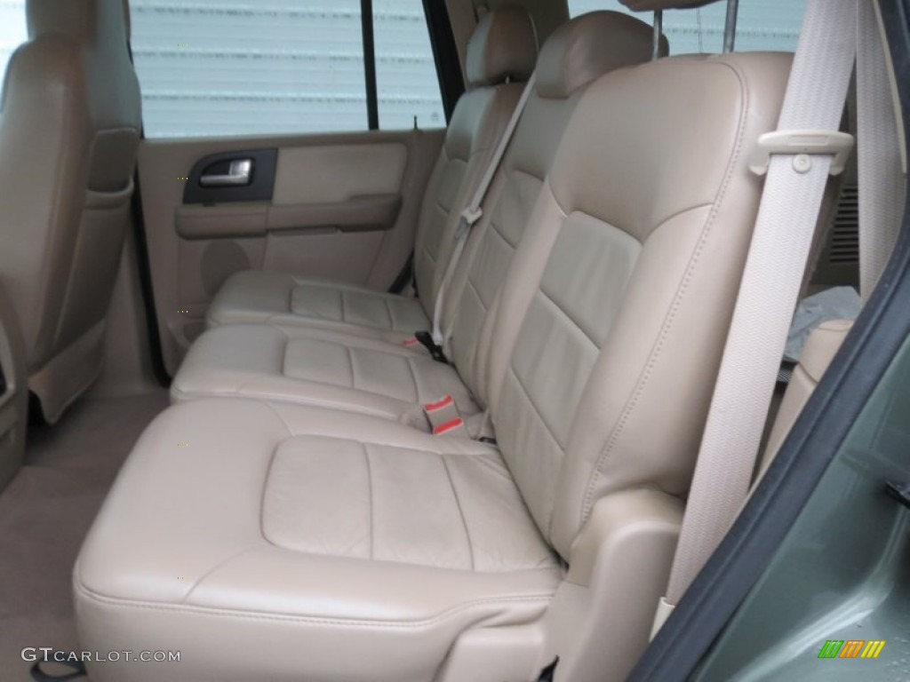 2004 Ford Expedition XLT Rear Seat Photos