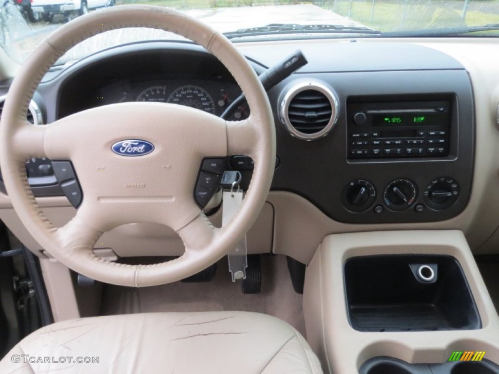2004 Ford Expedition XLT Dashboard Photos