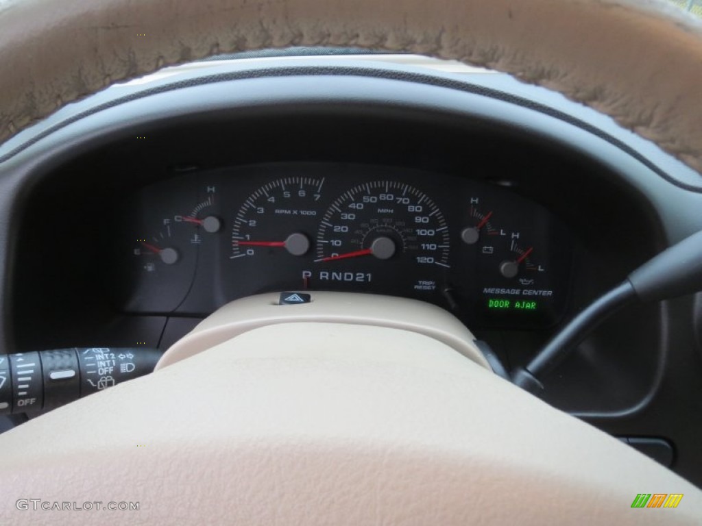 2004 Ford Expedition XLT Gauges Photo #75775300