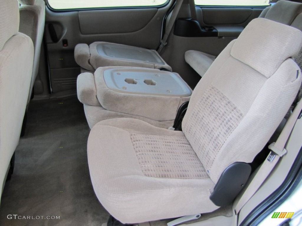 Neutral Interior 2004 Chevrolet Venture LS Photo #75777264