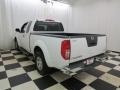 2009 Avalanche White Nissan Frontier XE King Cab  photo #24