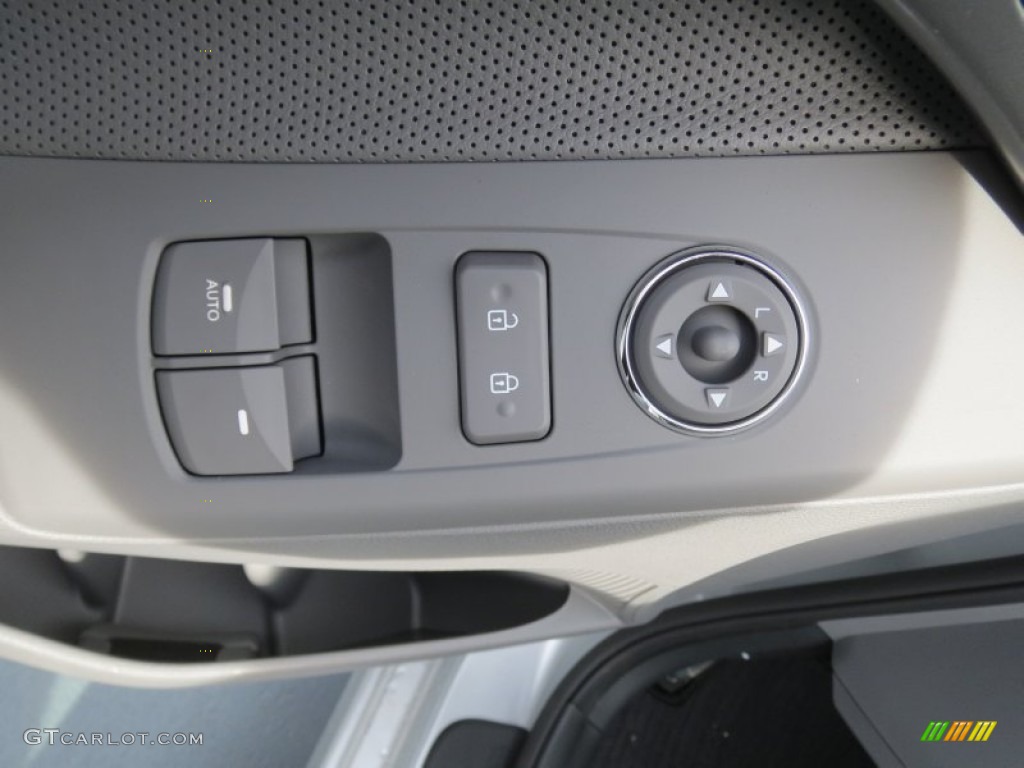 2013 Elantra Coupe GS - Silver / Gray photo #18