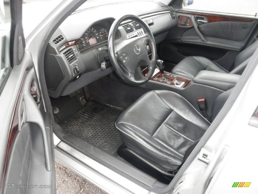 Charcoal Interior 2001 Mercedes-Benz E 320 4Matic Sedan Photo #75780914