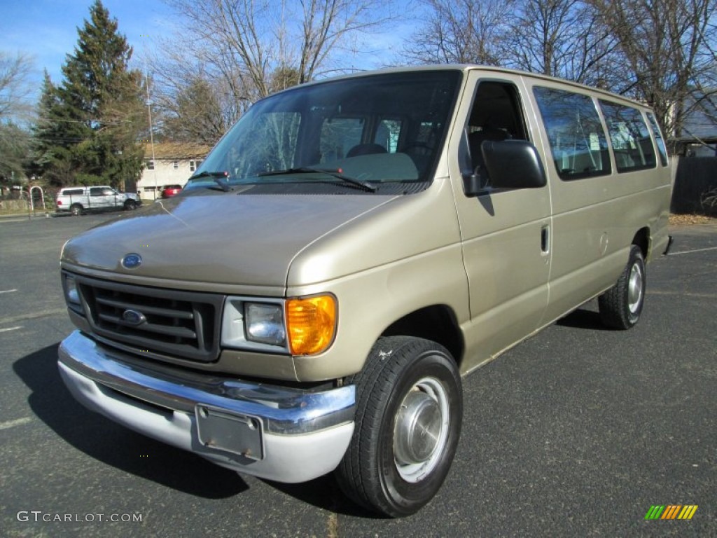 1999 E Series Van E350 Super Duty XL Extended Passenger - Harvest Gold Metallic / Medium Graphite photo #2