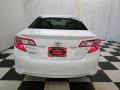 Super White - Camry LE Photo No. 25