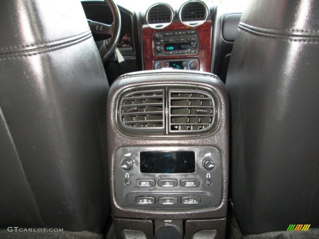 2007 Envoy SLT 4x4 - Cranberry Red Metallic / Ebony photo #25