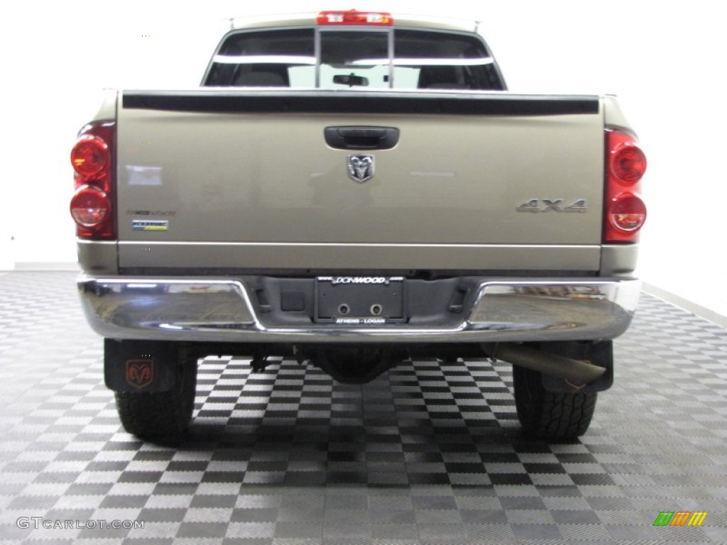 2008 Ram 1500 ST Quad Cab 4x4 - Light Khaki Metallic / Khaki photo #3