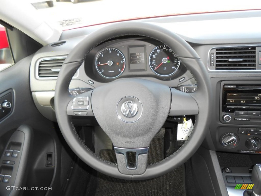 2013 Volkswagen Jetta SE Sedan Titan Black Steering Wheel Photo #75784220