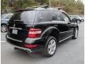 Black - ML 350 4Matic Photo No. 6