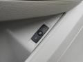 Bright White - 300 C HEMI Photo No. 11